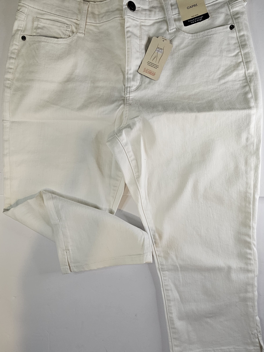NWT St. John's Bay White Capri Capri Jeans 5-pocket Stretch